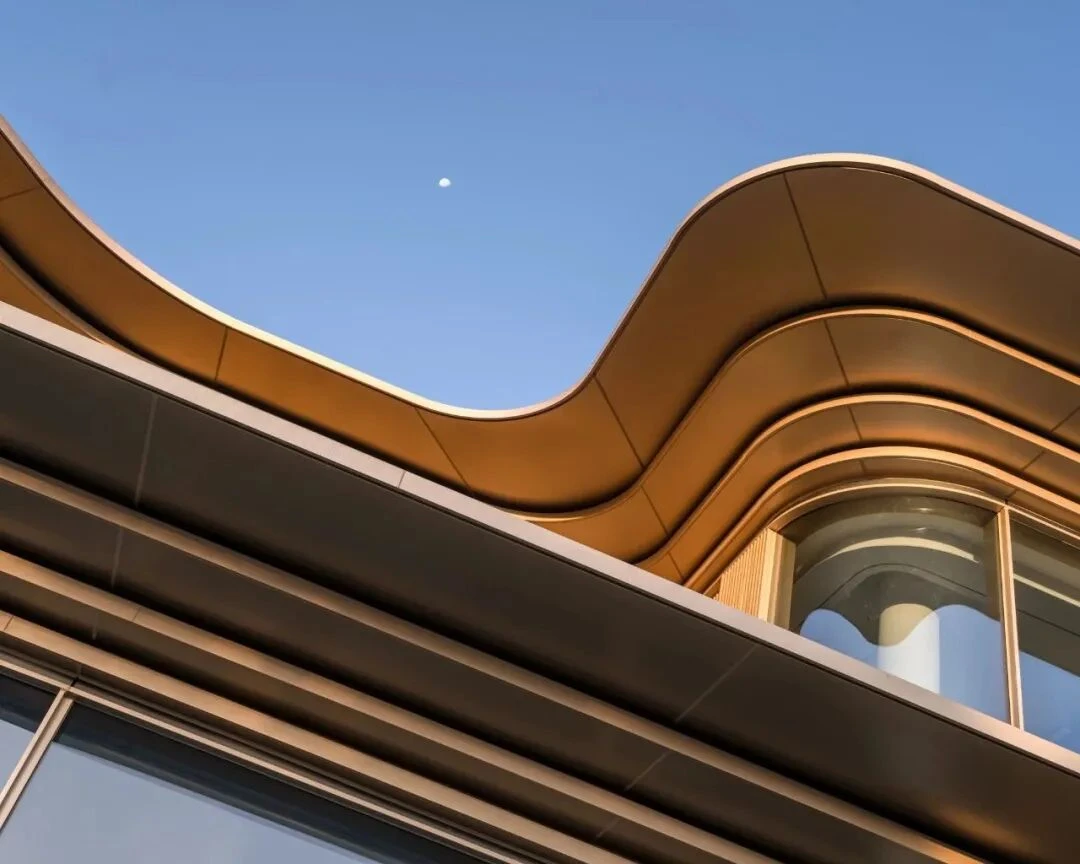 curved aluminum